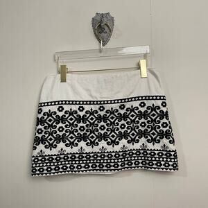 Anthropologie Tibi 6 micro mini skirt boho chic embroidered black white